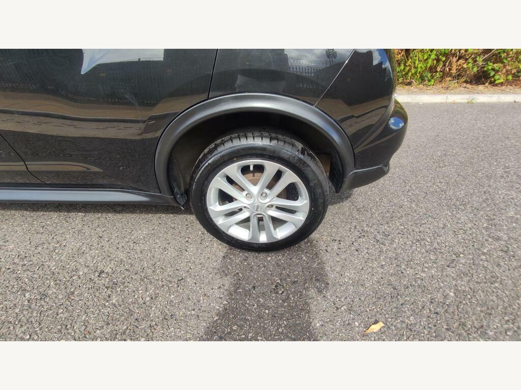 Nissan Juke Acenta White #26