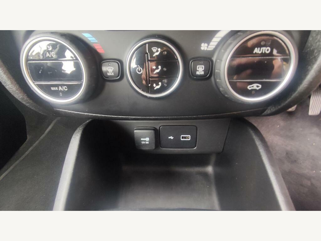 Fiat Tipo 1.4 Street White #21