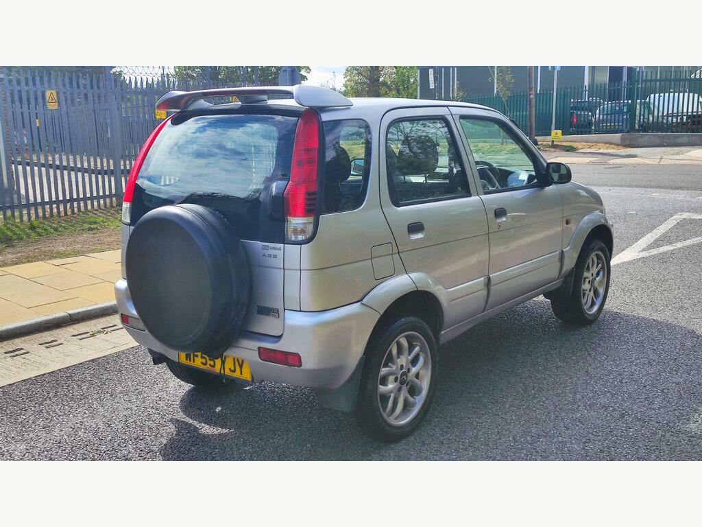 Daihatsu Terios 1.3 Sport Ecosse Silver #6