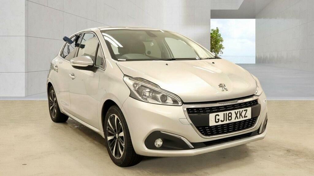 Peugeot 208 1.2 Puretech Allure Premium Euro 6 Ss Silver