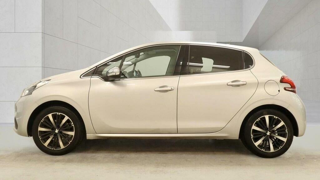 Peugeot 208 1.2 Puretech Allure Premium Euro 6 Ss Silver #4
