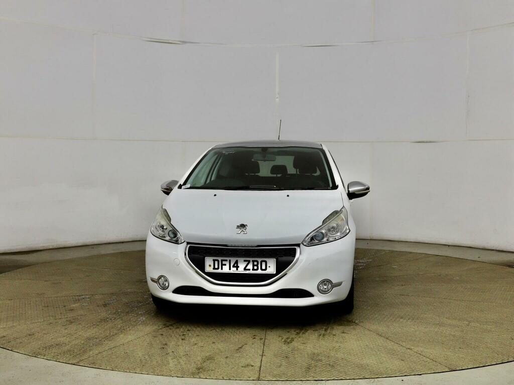 Peugeot 208 1.2 Vti Style Euro 5 White #2