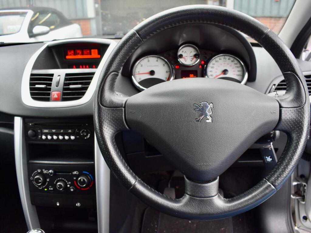 Peugeot 207 Hatchback 1.6 Vti Allure 2012 Silver #12