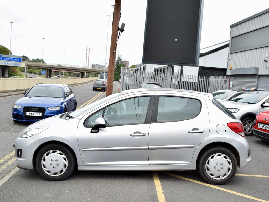 Peugeot 207 1.4 Vti Active Euro 5 Silver #4