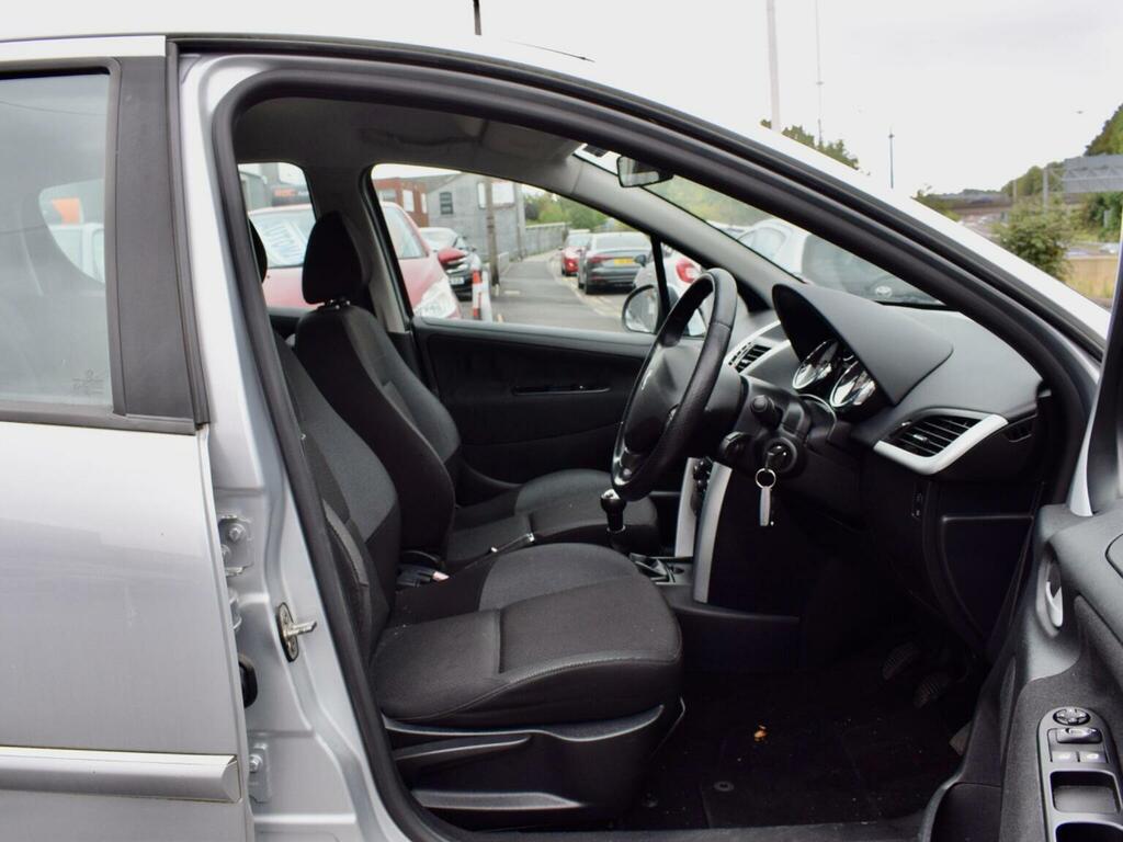 Peugeot 207 Hatchback 1.6 Vti Allure 2012 Silver #11
