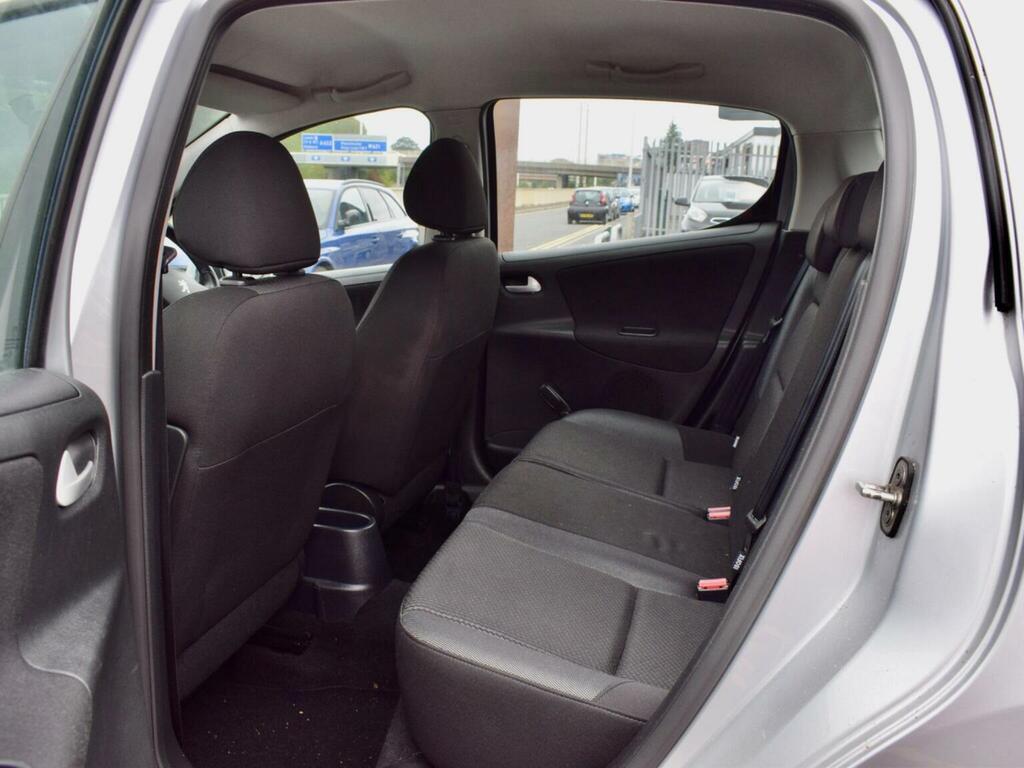 Peugeot 207 Hatchback 1.6 Vti Allure 2012 Silver #23