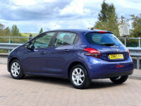 Peugeot 208 2015 65 Access Red #34
