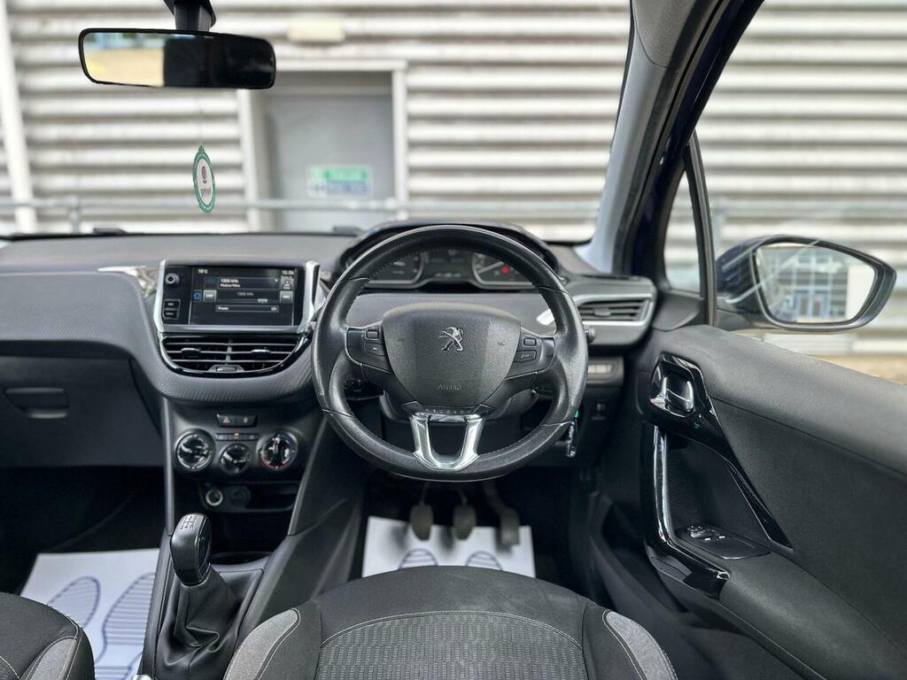 Peugeot 208 2015 65 Access Red #9