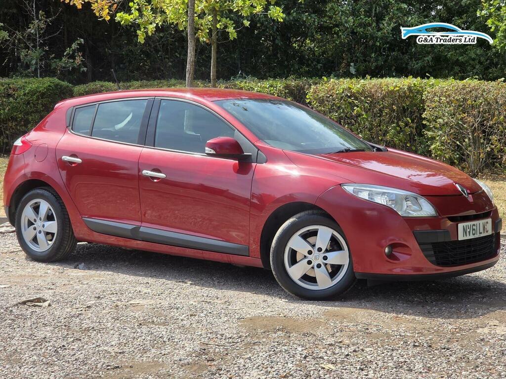 Renault Megane Hatchback 1.5 Dci Dynamique Tomtom Euro 5 201 Red
