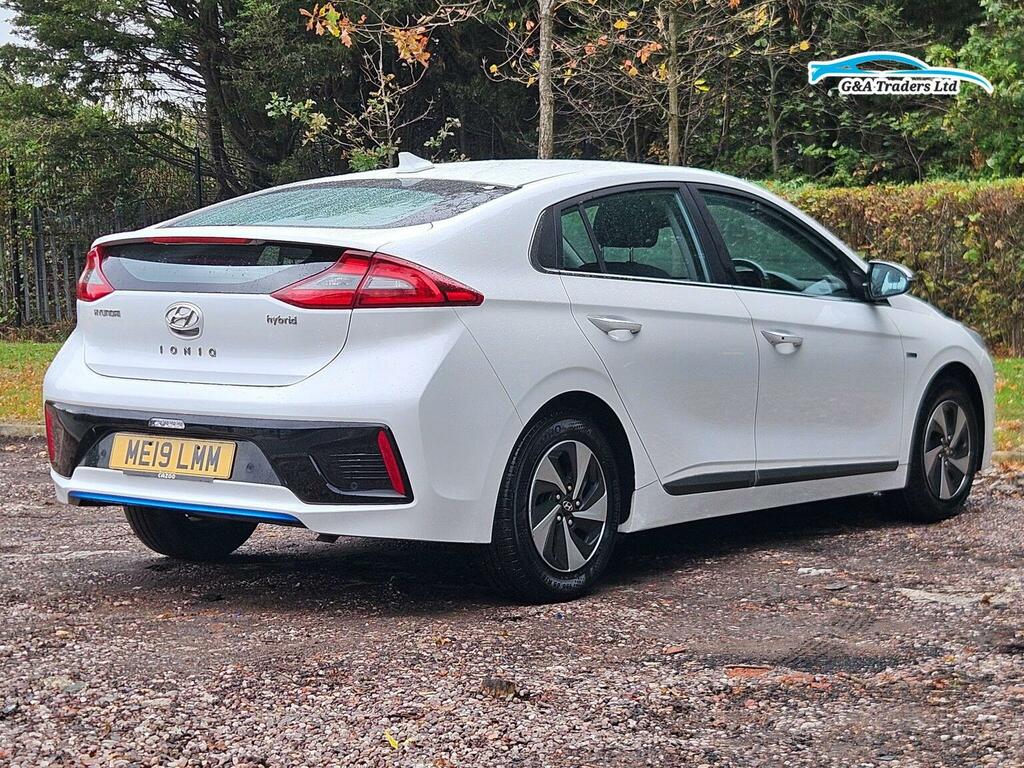 Hyundai Ioniq Hatchback White #7