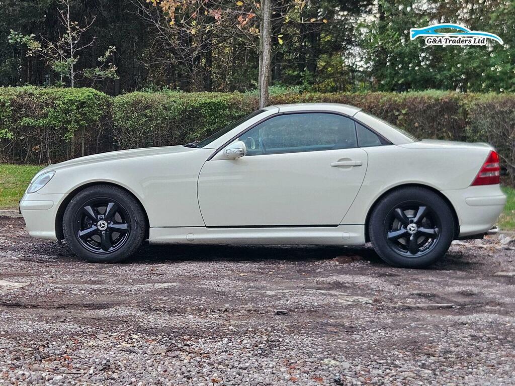 Mercedes-Benz SLK 2L Null Black #4