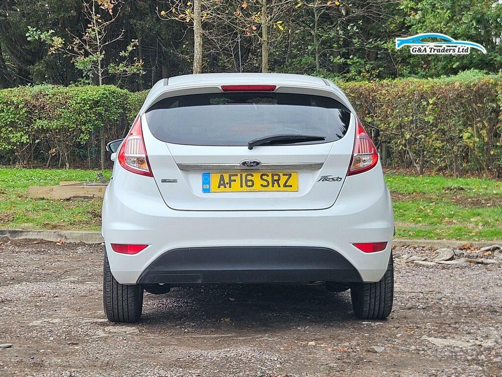 Ford Fiesta 1.0T Ecoboost Titanium Euro 6 Ss White #6
