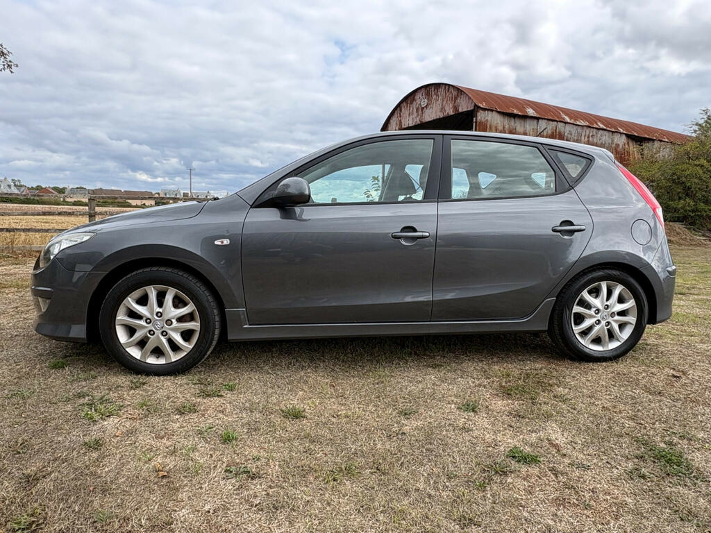 Hyundai I30 1.6 Crdi Comfort Euro 4 Grey #6