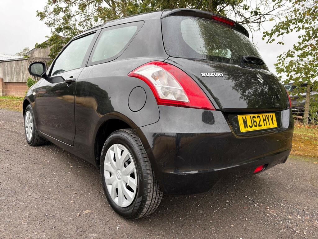 Suzuki Swift 1.2 Sz2 Euro 5 Black #4