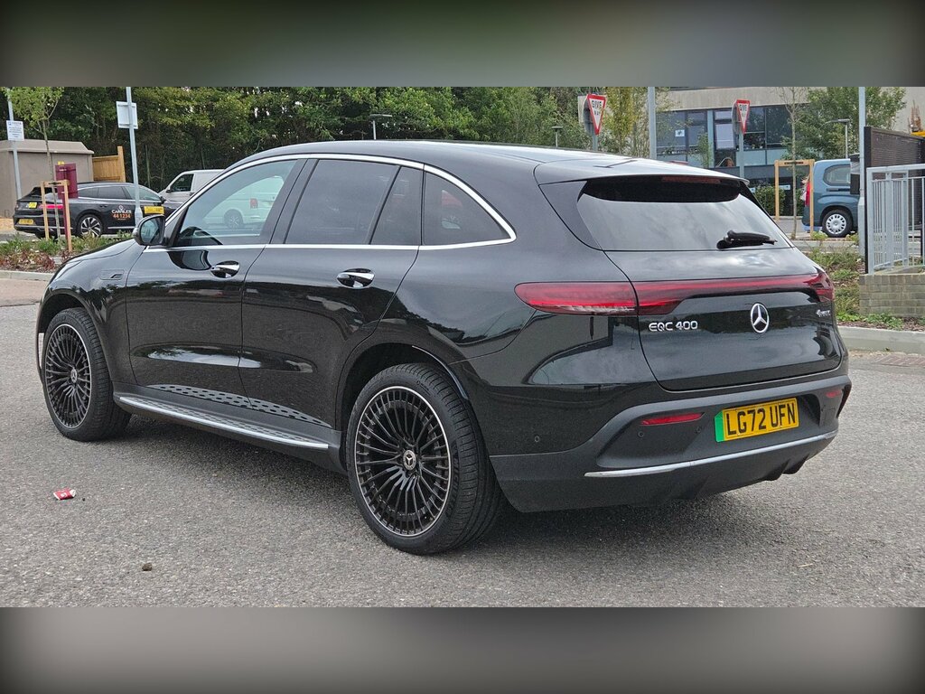 Mercedes-Benz EQC Eqc 400 80Kwh Amg Line Premium Plus 4Matic Black #4