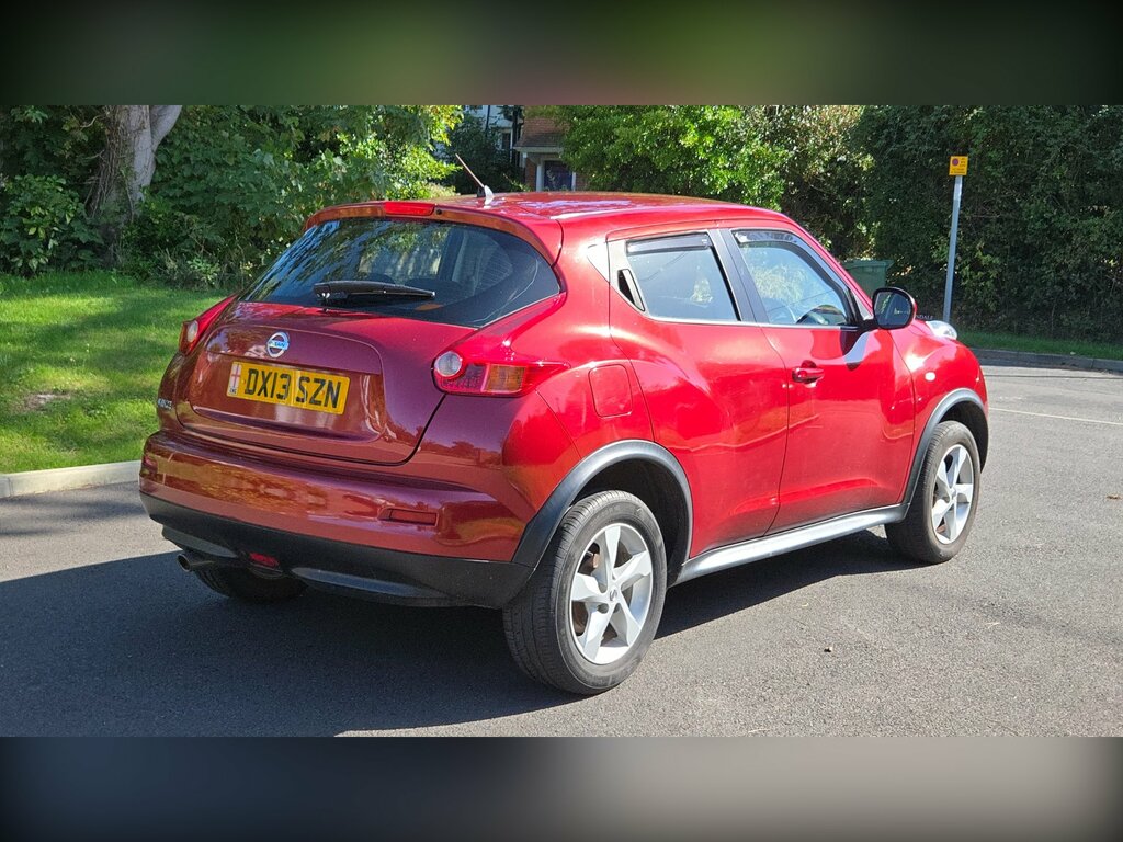 Nissan Juke 1.6 Visia Euro 5 Only 36000 Miles Red #4