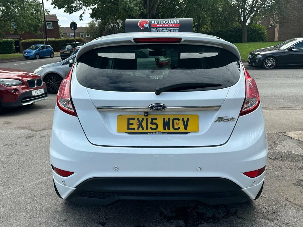 Ford Fiesta 1.5 Tdci Titanium Euro 5 White #5