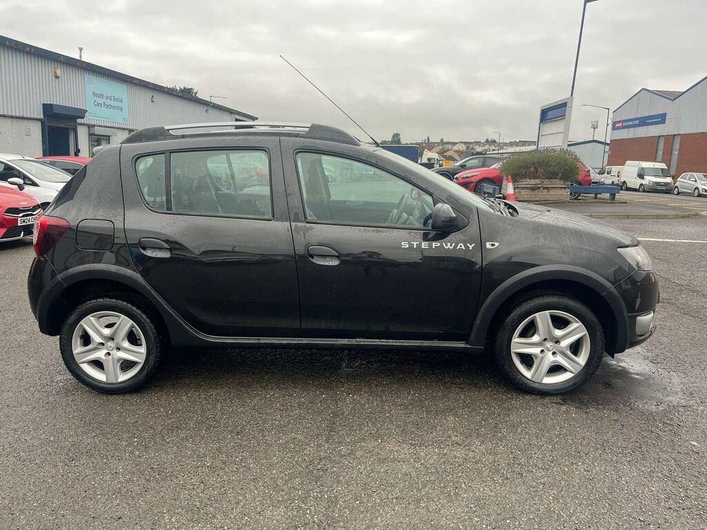 Dacia Sandero Stepway Hatchback 0.9 Tce Ambiance Euro 5 201564 Black #4