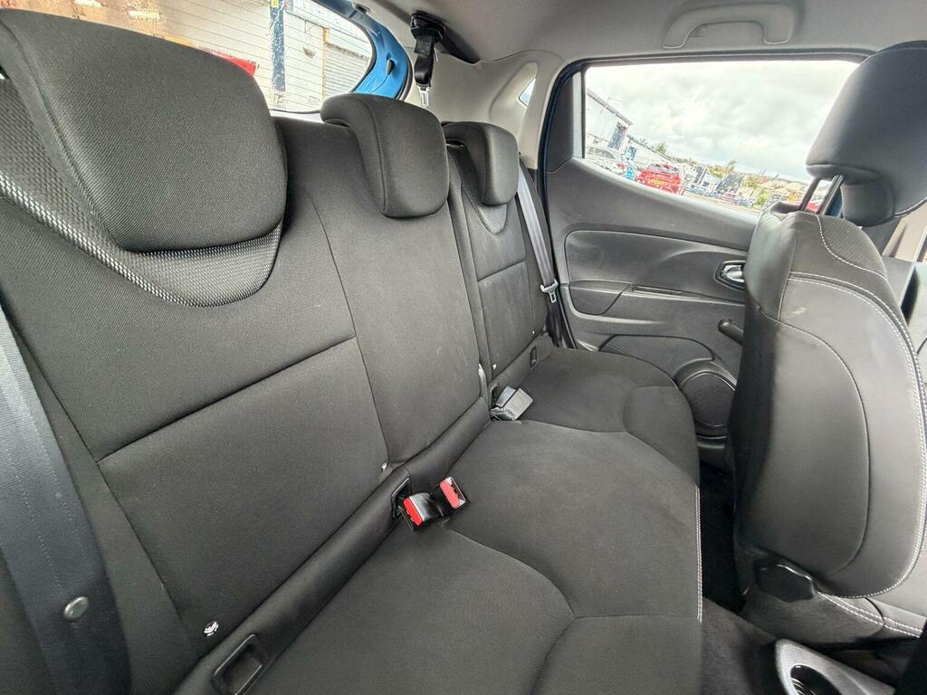 Renault Clio Clio Play 16V Silver #16