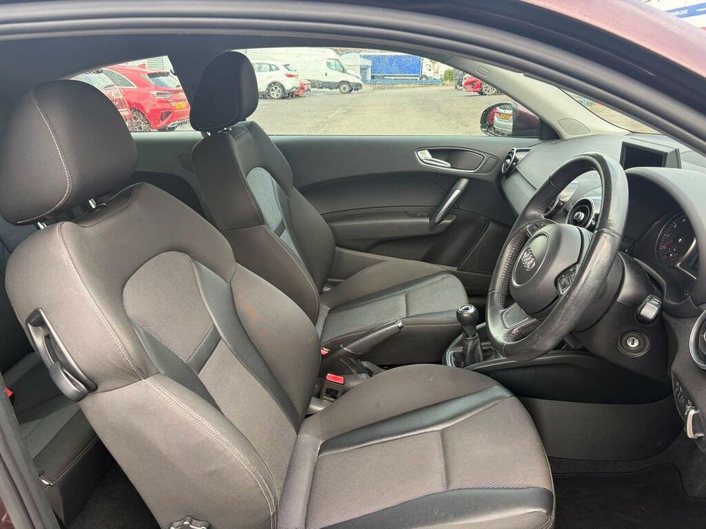 Audi A1 1.4 Tfsi Sport Euro 5 Ss Red #2