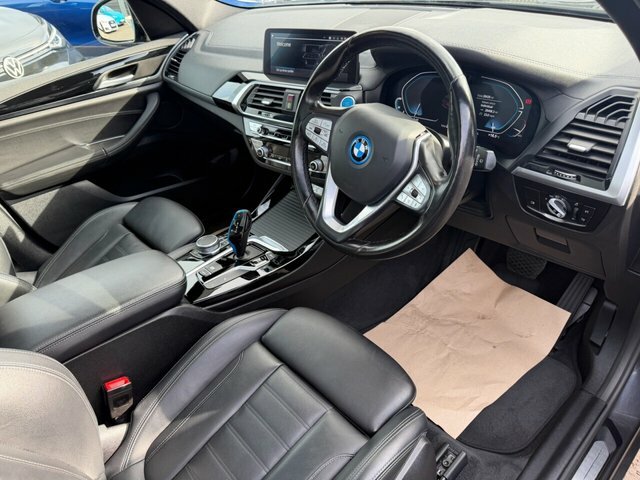 BMW iX3 80Kwh Premier Edition White #9