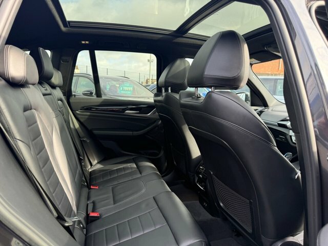 BMW iX3 80Kwh Premier Edition White #19