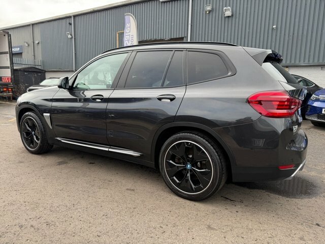 BMW iX3 80Kwh Premier Edition Suv 286 P Grey #4