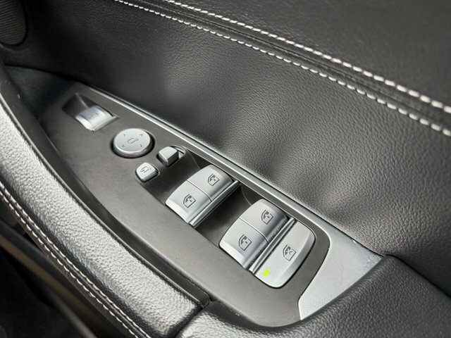 BMW iX3 80Kwh Premier Edition White #16