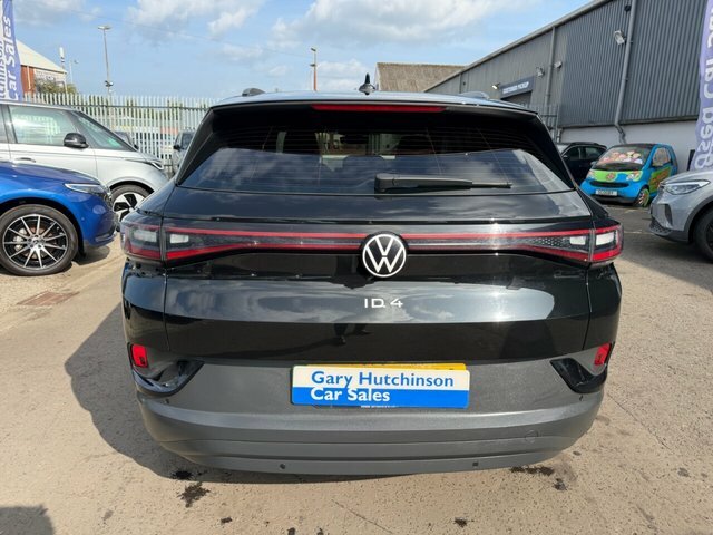 Volkswagen ID.4 Pure Performance 52Kwh Life Edition Suv Electr Black #4