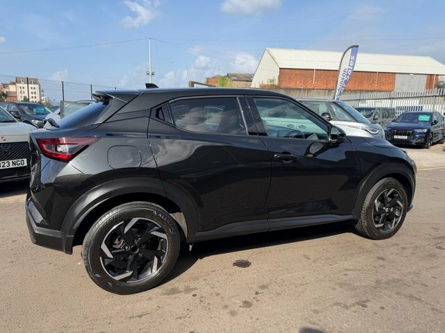 Nissan Juke 1.0 Dig-t N-connecta Suv Euro 6 Black #3