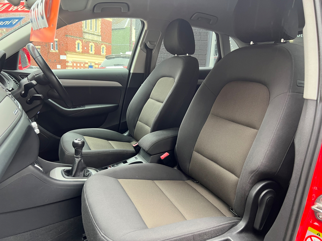 Audi Q3 Tfsi Quattro Se Red #4