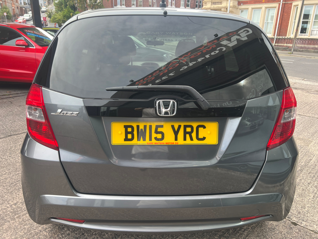 Honda Jazz I-vtec Es Plus Grey #3