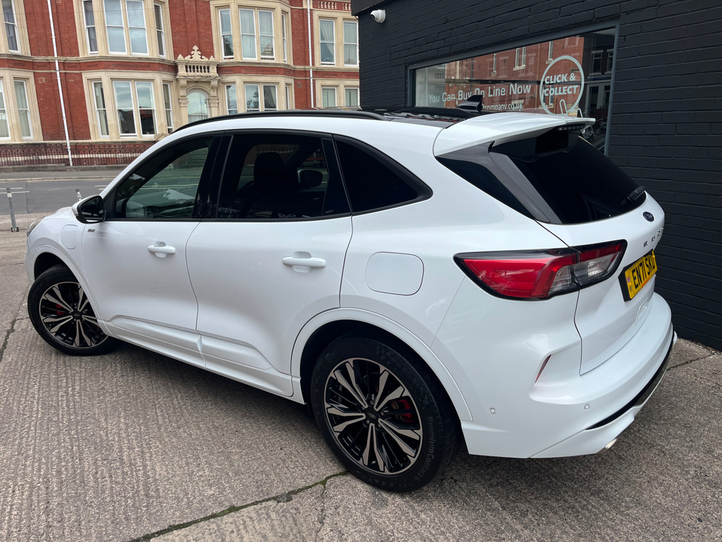 Ford Kuga St-line X Edition White #4