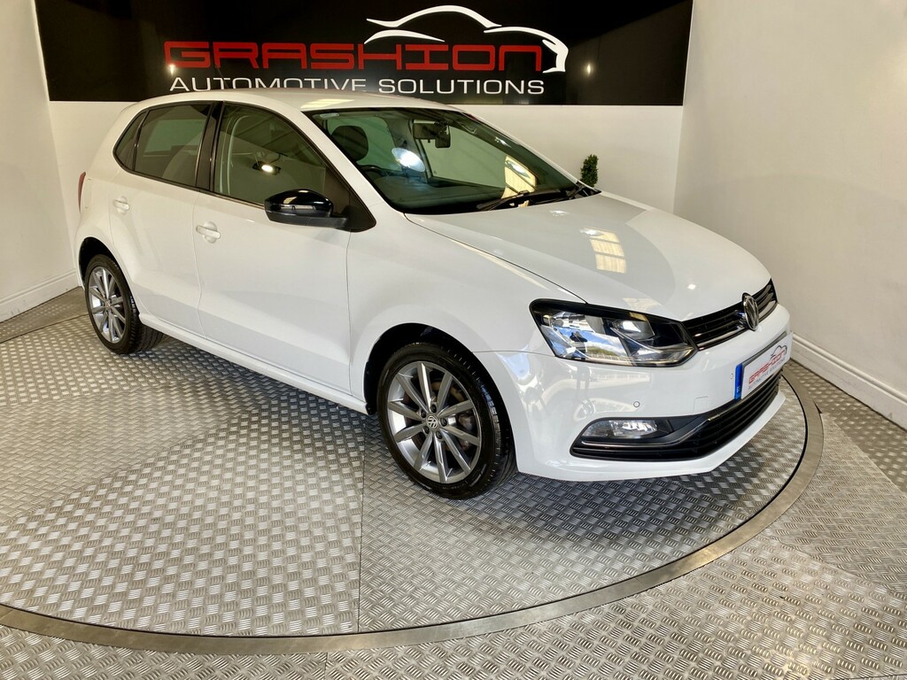 Volkswagen Polo Hatchback Red #36
