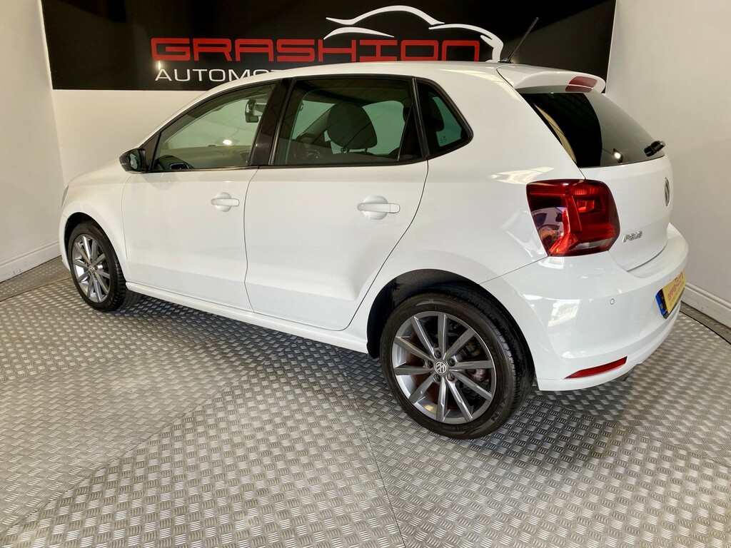 Volkswagen Polo Hatchback Red #7