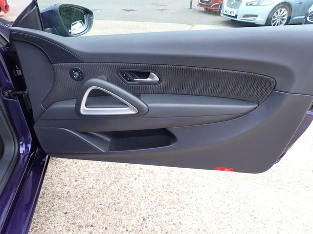 Volkswagen Scirocco 2.0 Tdi Bluemotion Tech Red #24