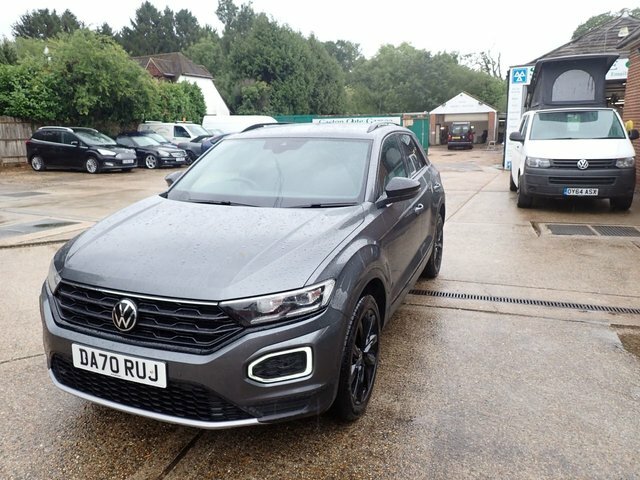 Volkswagen T-Roc 1.5 Tsi Evo Black Edition Suv Dsg Euro Black #4