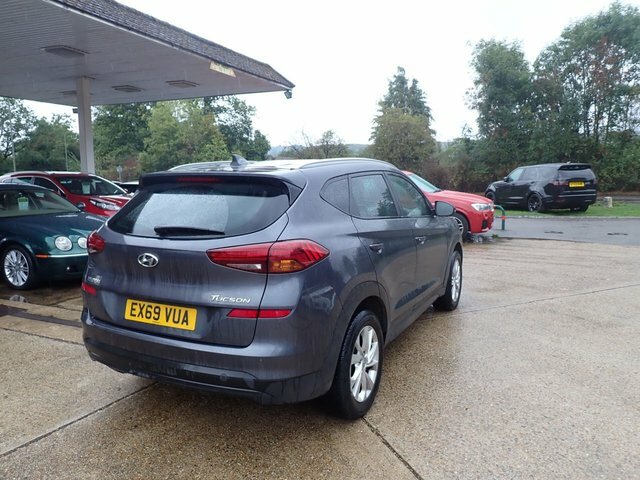 Hyundai Tucson 1.6 Gdi Se Nav Suv Euro 6 Ss Grey #2