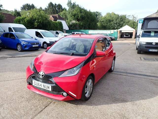 Toyota Aygo 1.0 Vvt-i X-pression Hatchback E Red #4