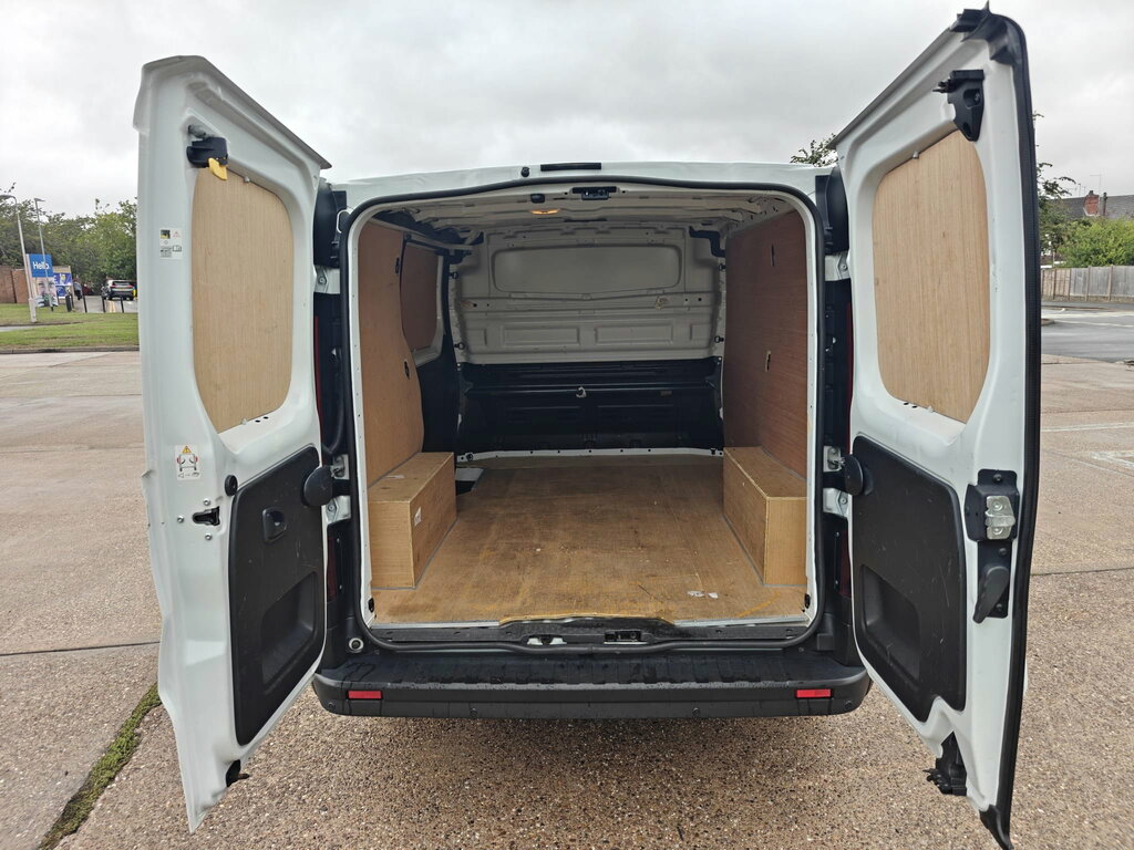 Renault Trafic 2.0 Dci Blue Sl30 Business Panel Van Ma YK72ZSJ White #2