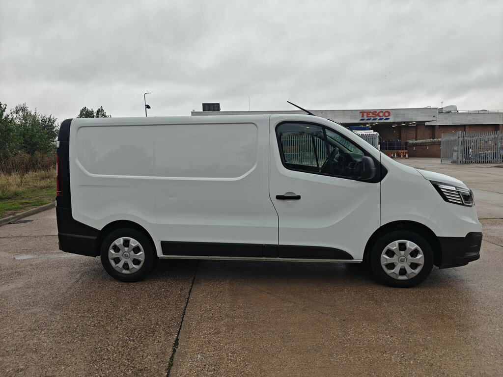Renault Trafic 2.0 Dci Blue Sl30 Business Panel Van Ma YK72ZSJ White #4