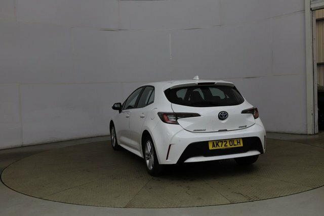 Toyota Corolla Vvt-h Gpf Icon Tech White #3