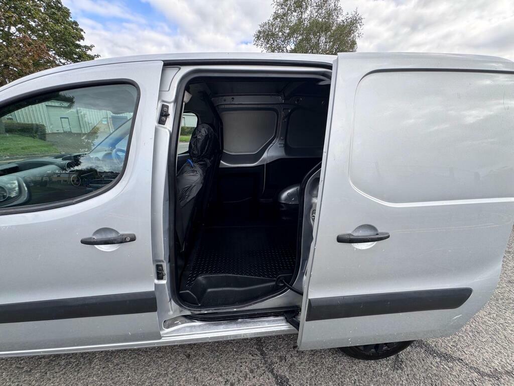 Citroen Berlingo White #6