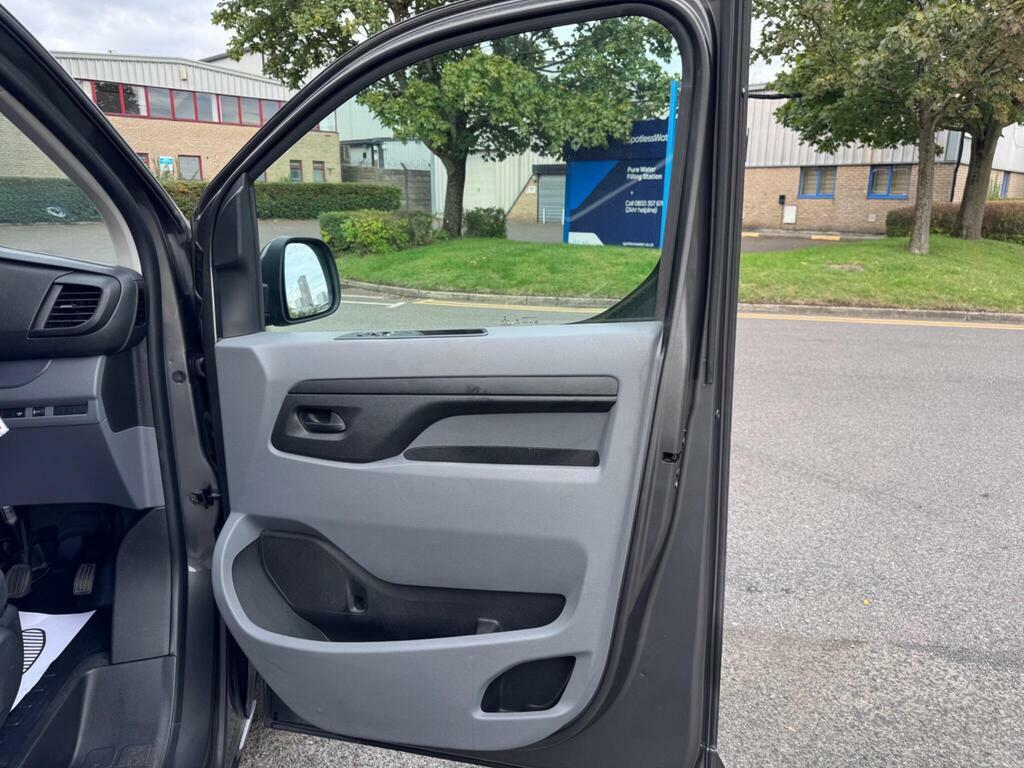 Vauxhall Vivaro Vivaro 2900 Dynamic Ss White #20