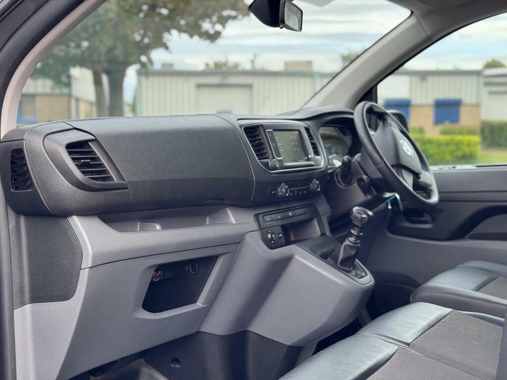 Vauxhall Vivaro Vivaro 2900 Dynamic Ss White #33