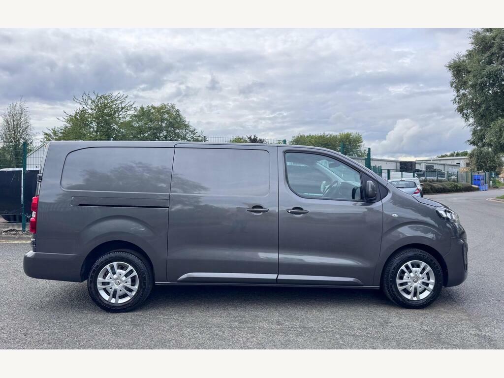 Vauxhall Vivaro Vivaro 2900 Dynamic Ss White #15