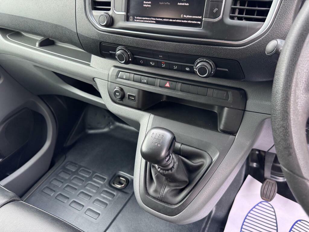 Vauxhall Vivaro Vivaro 2900 Dynamic Ss White #24