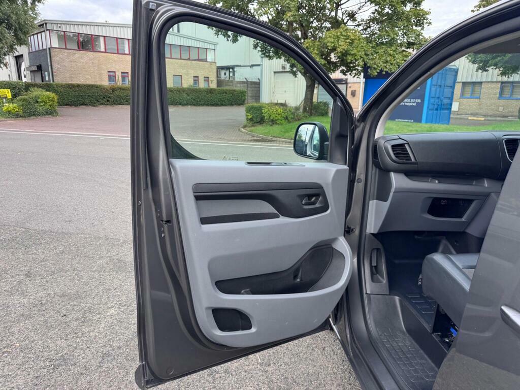 Vauxhall Vivaro Vivaro 2900 Dynamic Ss White #34