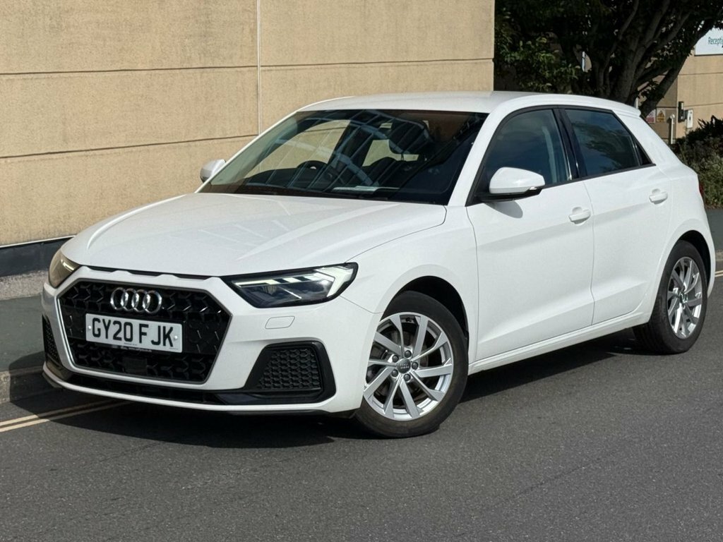 Audi A1 1L Sport White