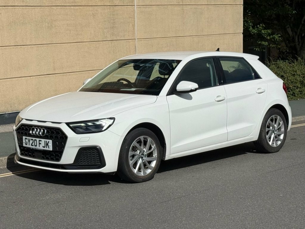Audi A1 1L Sport White #2